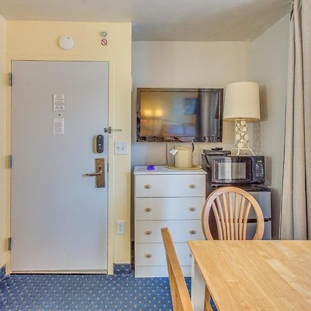 Bay Watch Resort Studio With Resort Amenities! 默特尔比奇 外观 照片